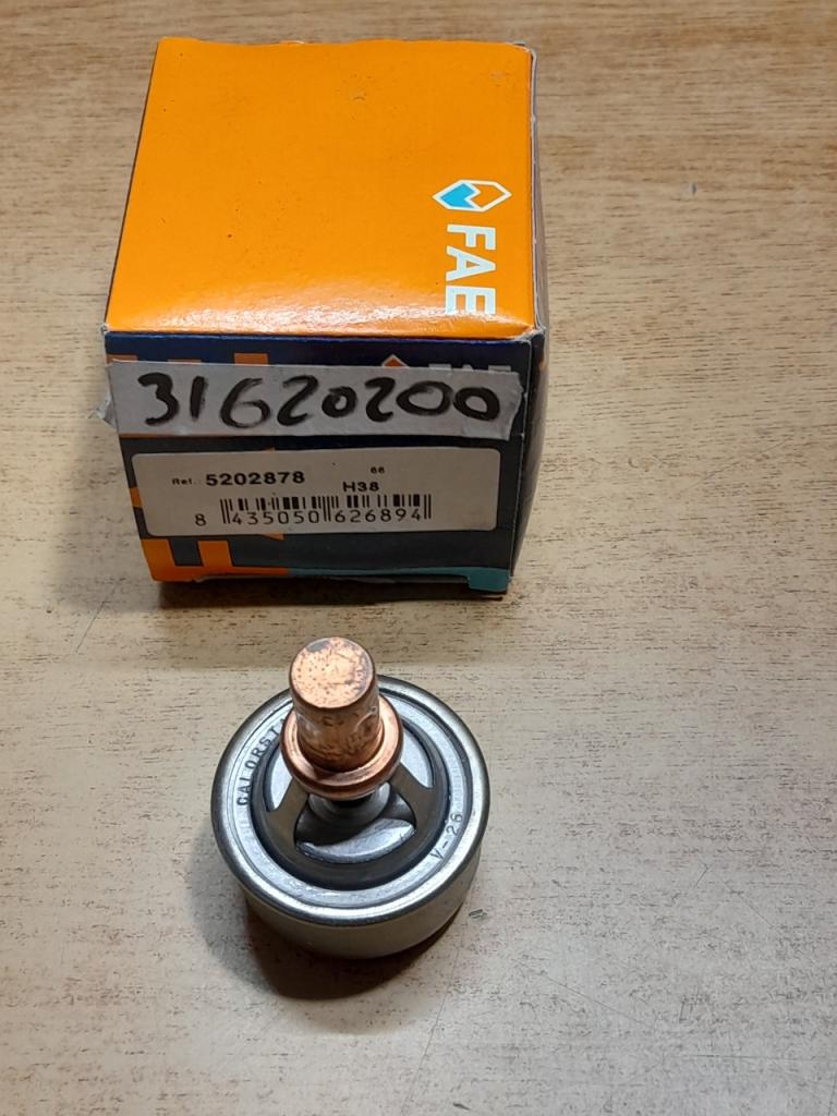 Thermostat Renault 5 R15 R16 R18 LesAnciennes.com