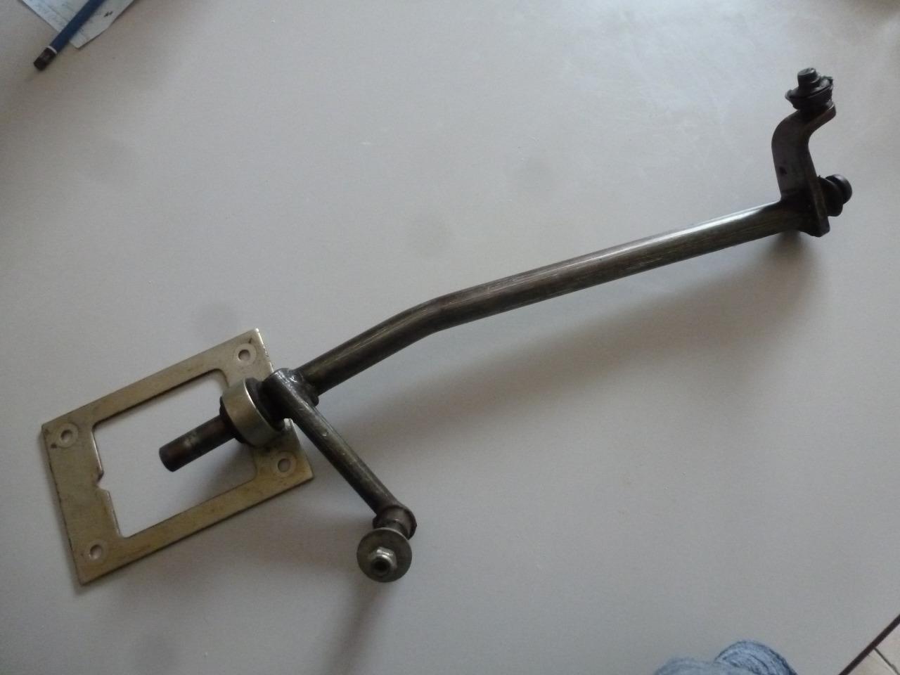 Tringlerie boite vitesse r25 LesAnciennes.com