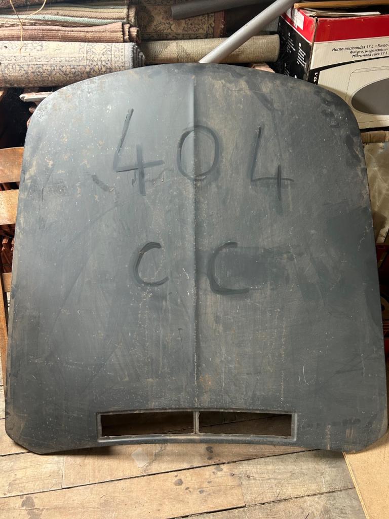 Capot PEUGEOT 404 Cc LesAnciennes.com