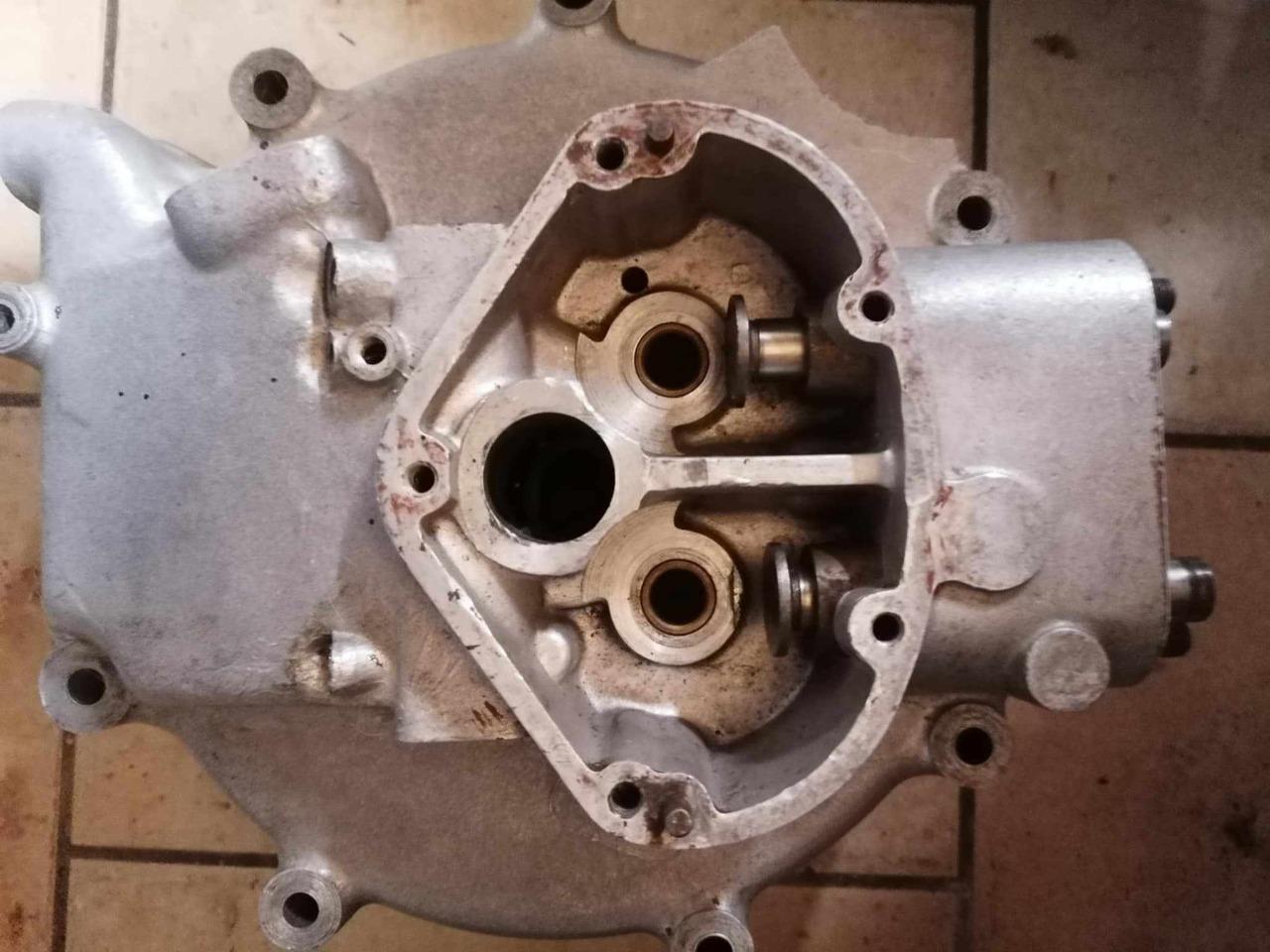 Carter AJS Matchless LesAnciennes.com