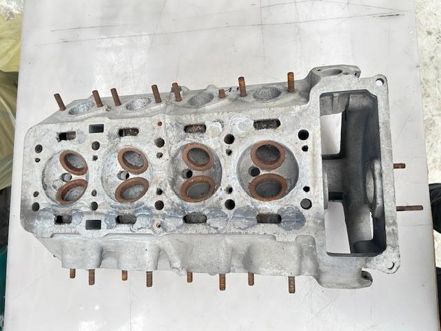 Culasse pour Osca 1500 LesAnciennes.com