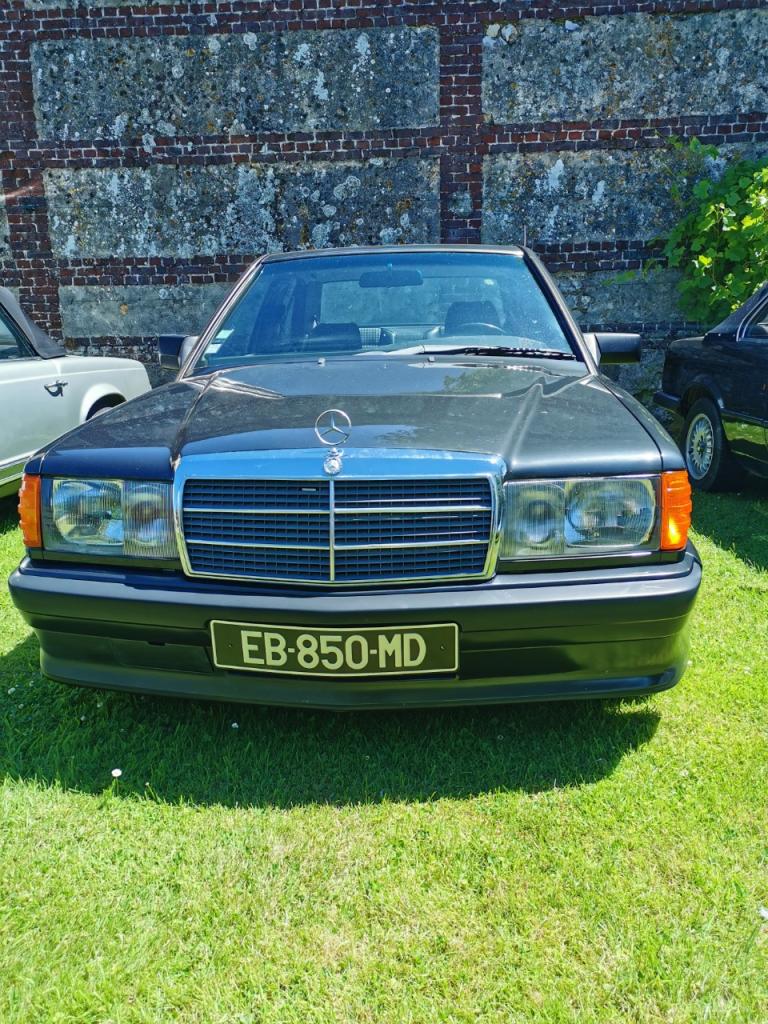 MERCEDES 190 E 2.5 16s - 1990 LesAnciennes.com