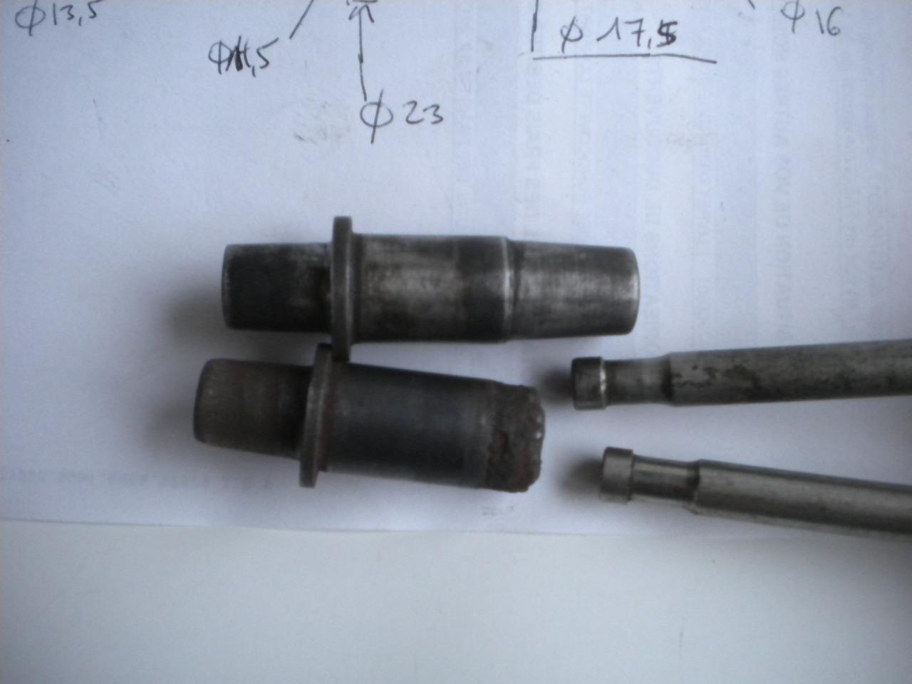 Recherche pièces FONTE GS TYPE 50 guide soupape LesAnciennes.com