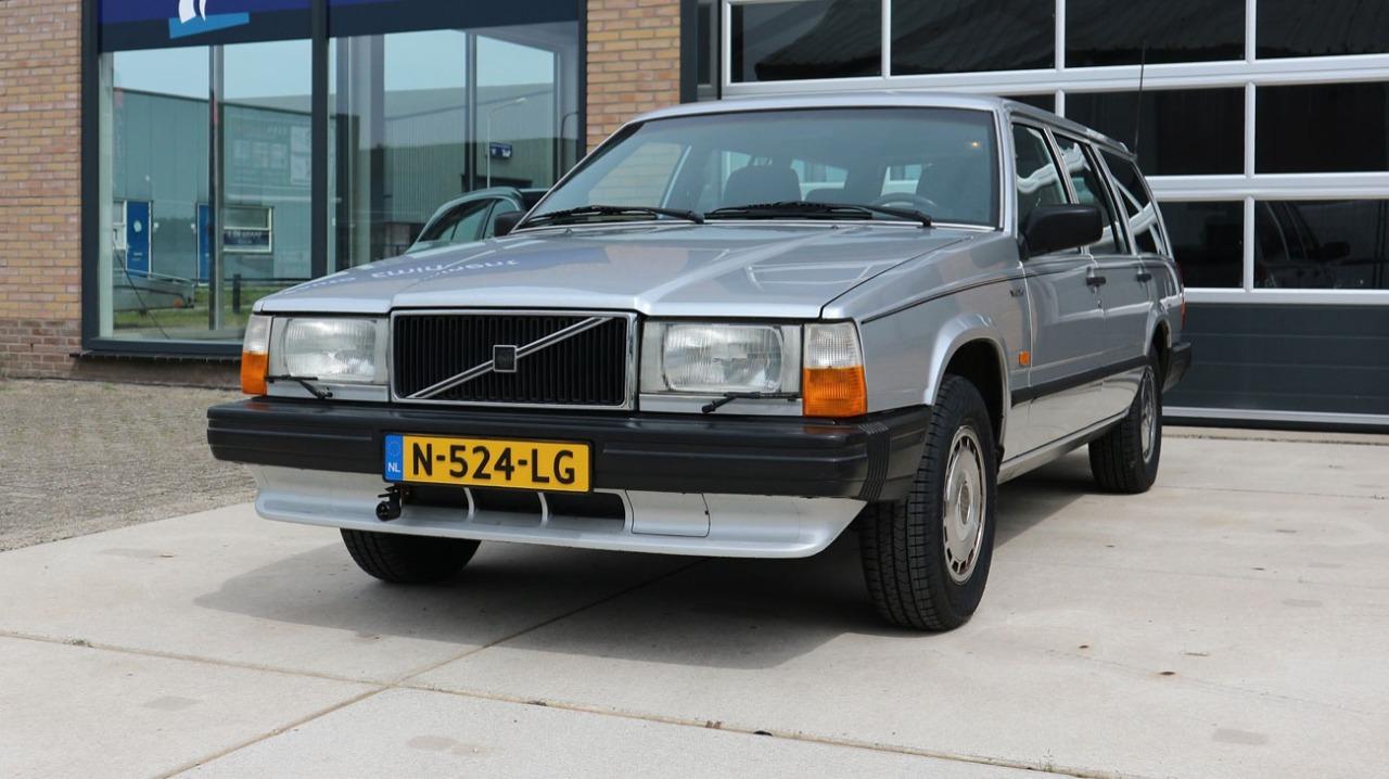 VOLVO 740 2.3 116 cv - 1985 LesAnciennes.com