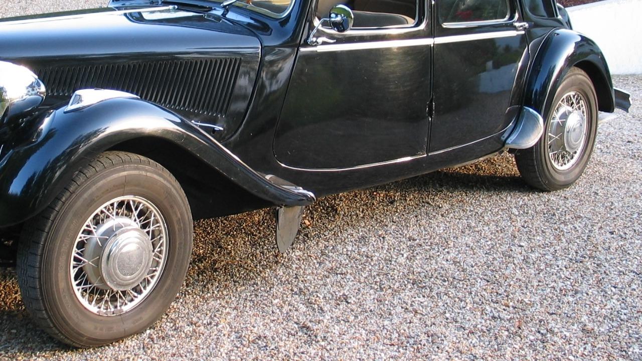 Enjoliveurs CITROEN Traction LesAnciennes.com