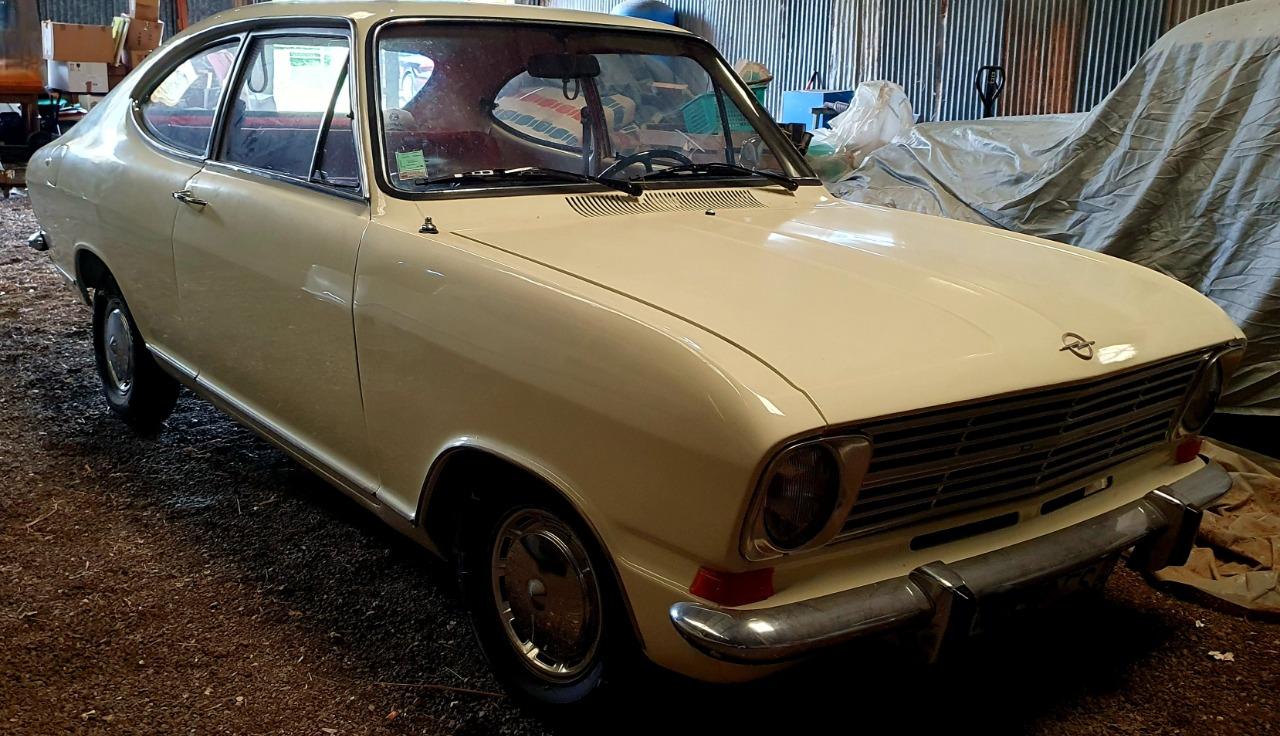 OPEL Kadett B - 1972 LesAnciennes.com