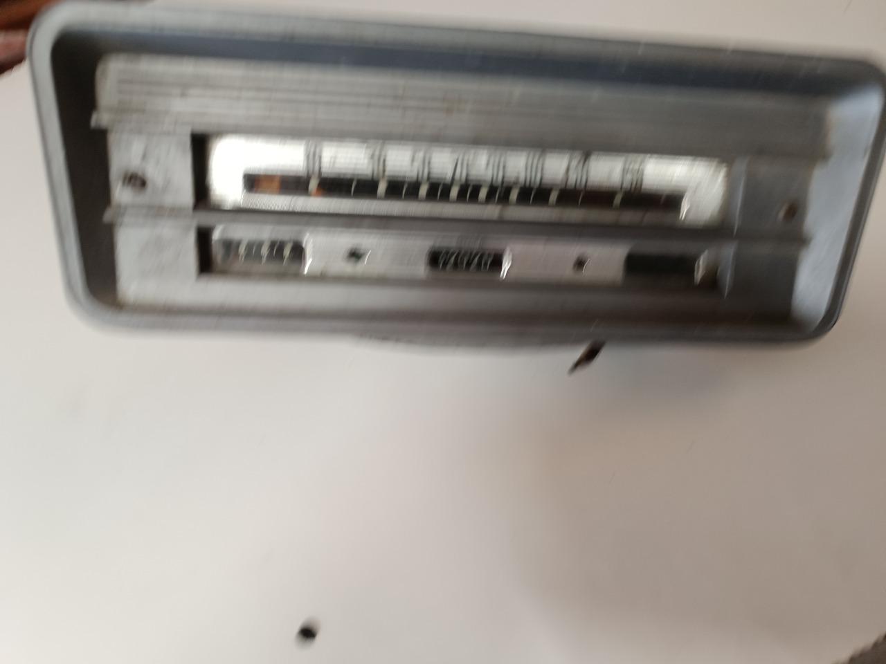 Bloc compteur très bon état LesAnciennes.com