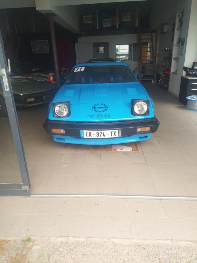 TRIUMPH TR8 TRV8 - 1980 LesAnciennes.com