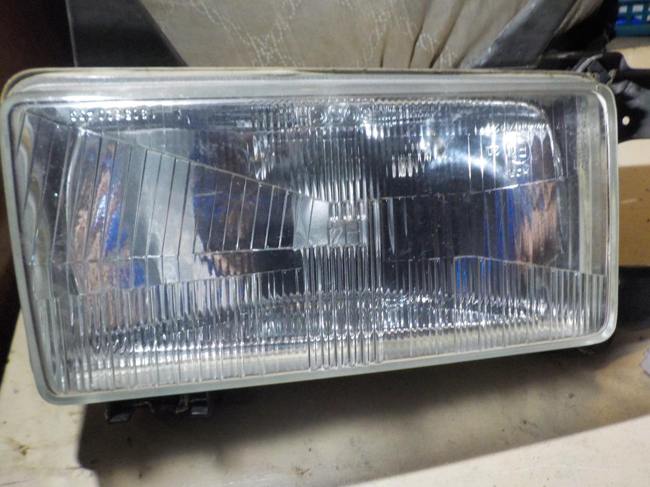 Phare audi 80-90 LesAnciennes.com