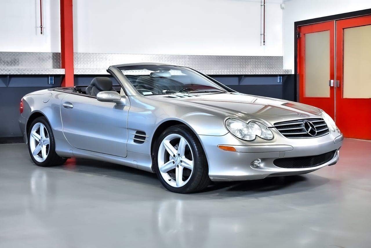 2004 Mercedes-Benz R230 SL500 Convertible 5,0L V8 LesAnciennes.com