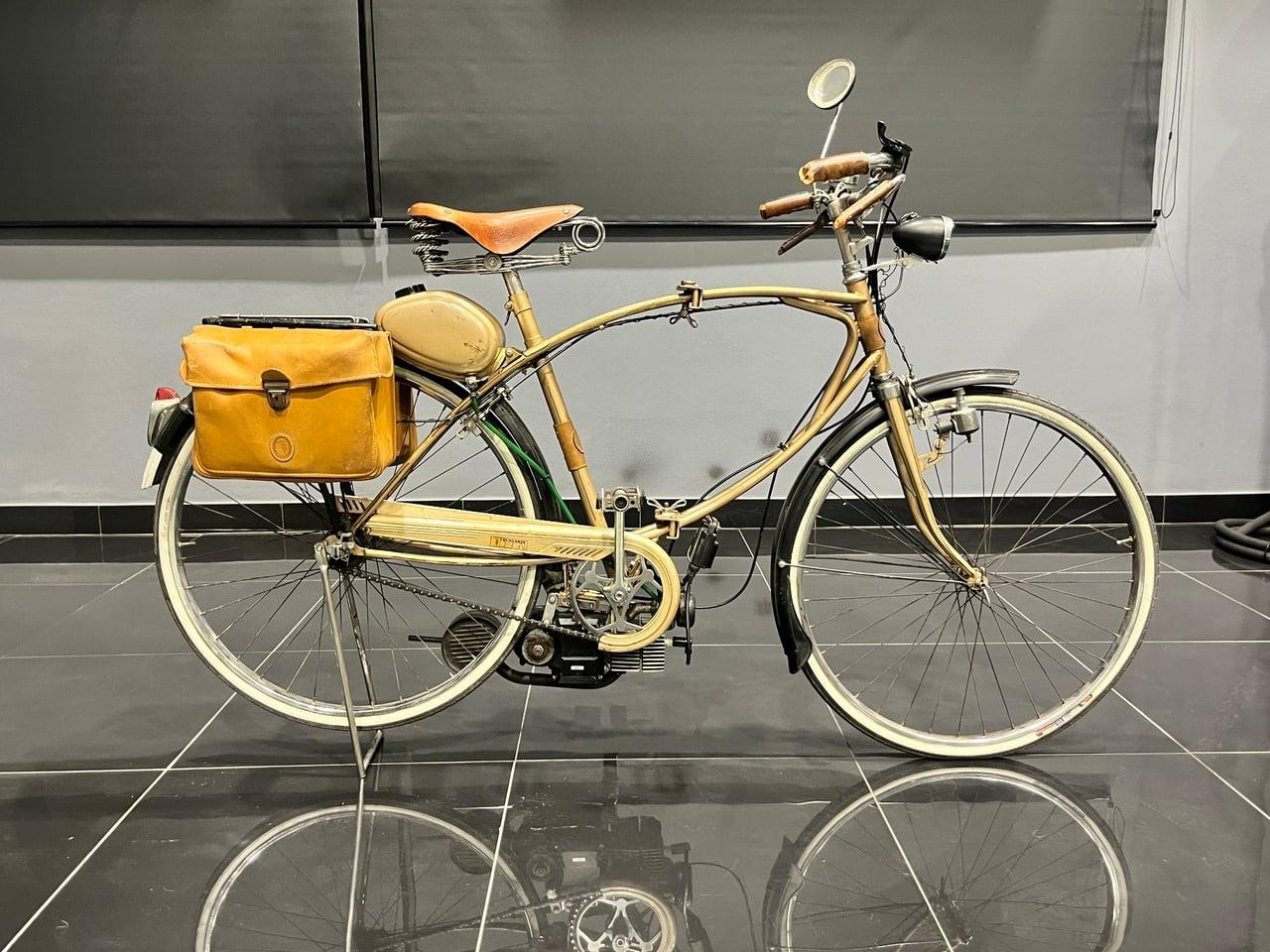 1985 Garelli Trussardi Mosquito LesAnciennes.com