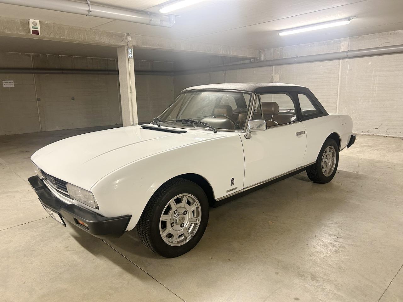 PEUGEOT 504 CABRIOLET - 1983 LesAnciennes.com