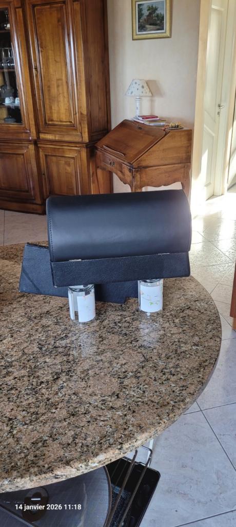 Vide poche PEUGEOT 404 LesAnciennes.com