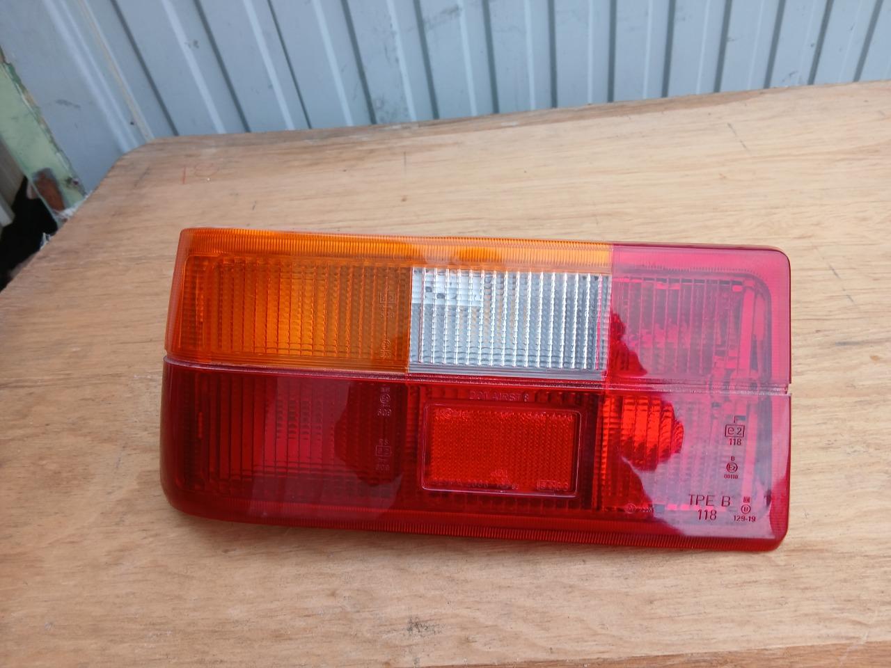 Feux RENAULT 18 (R18) LesAnciennes.com