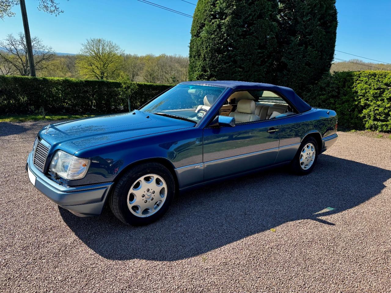 MERCEDES 320 CE - 1994 LesAnciennes.com
