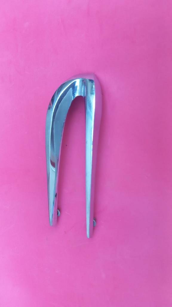 FIAT 850 tc abarth 1000 décoration de capot avant LesAnciennes.com