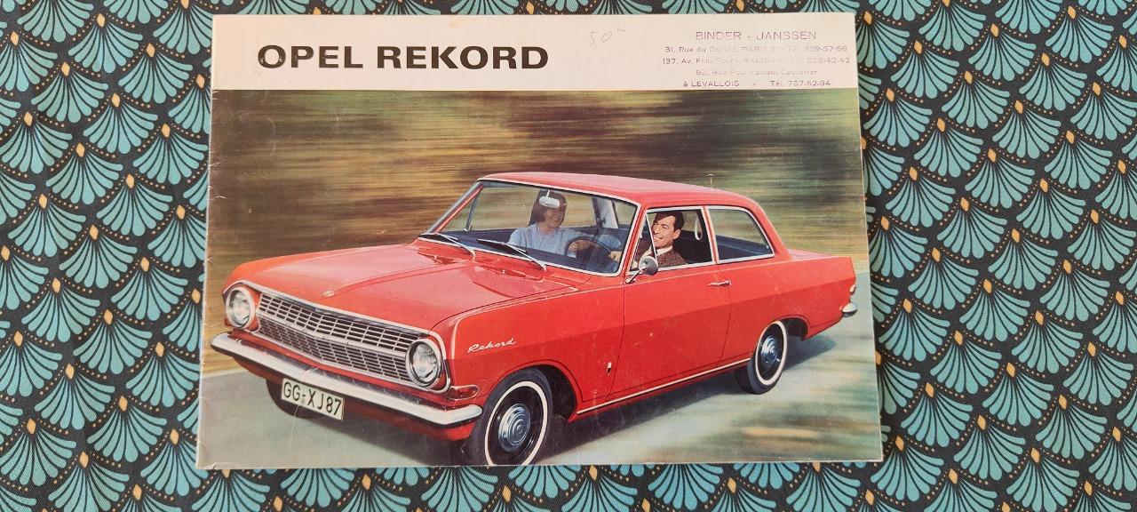 Catalogue publicitaire Opel Rekord LesAnciennes.com