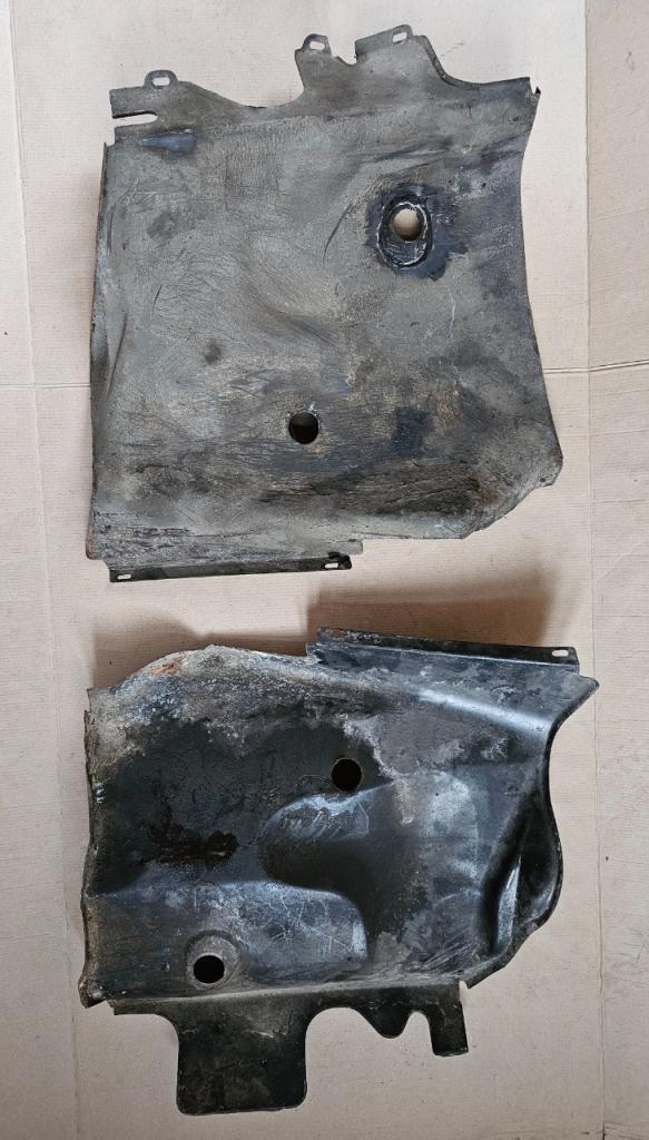 Tole ecran avant CITROEN DS LesAnciennes.com