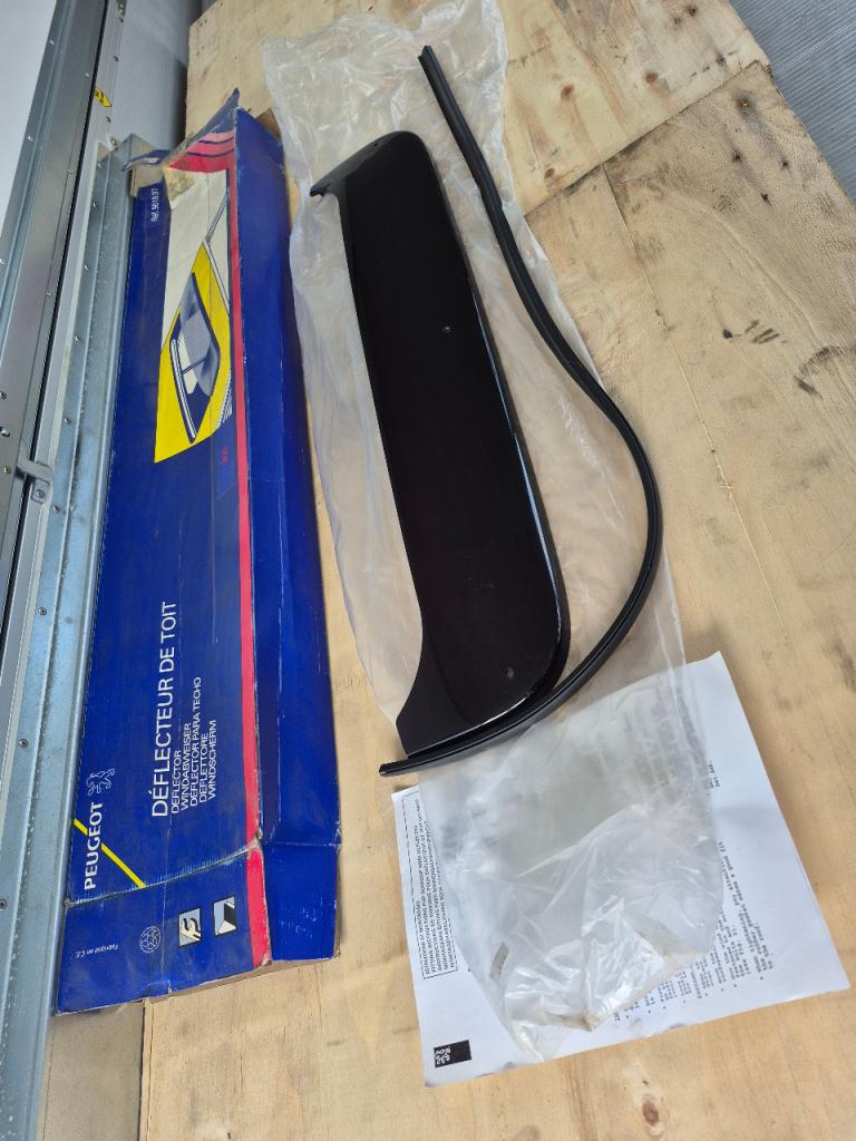 Deflecteur Toit Ouvrant PEUGEOT 306 LesAnciennes.com