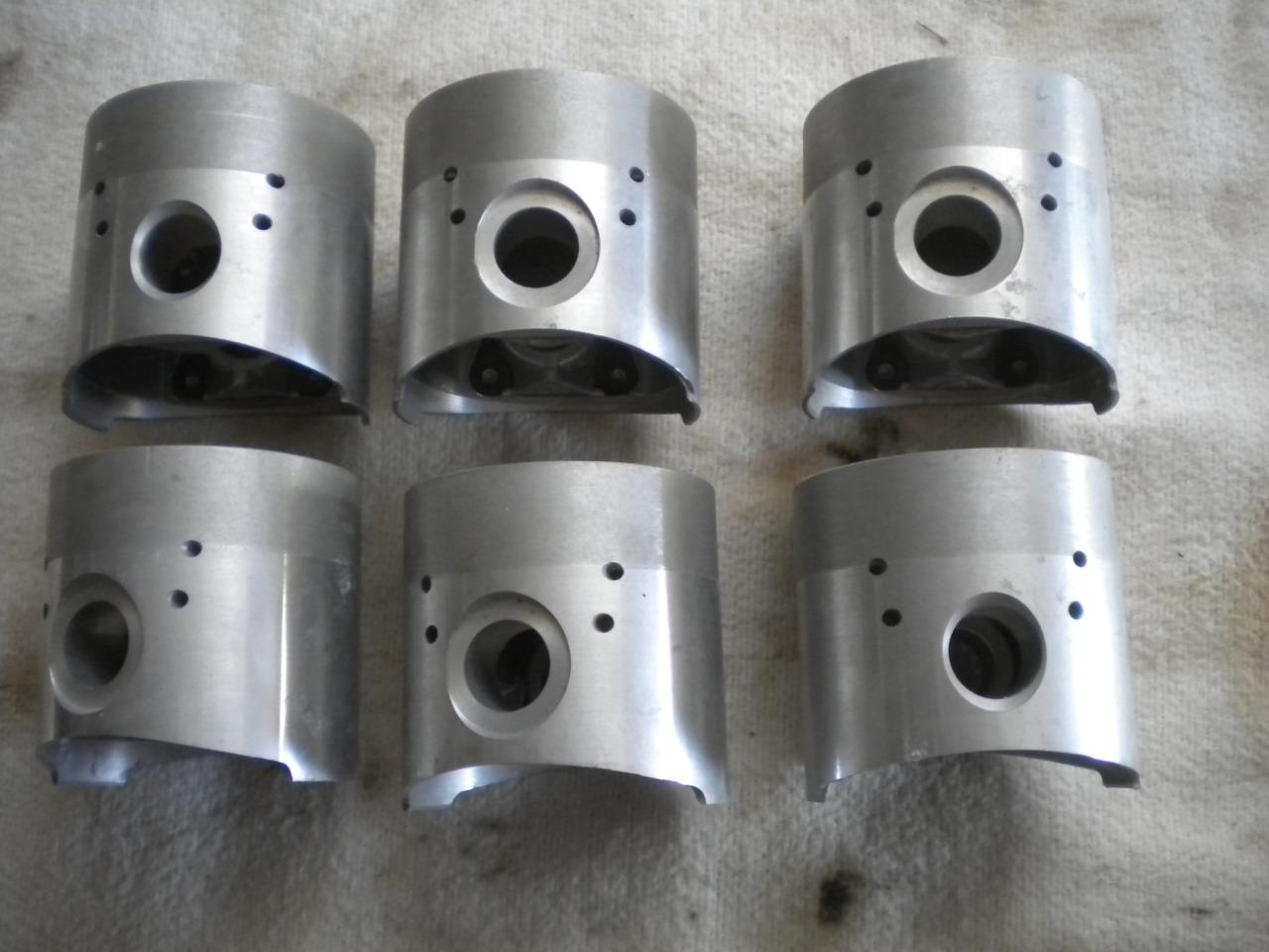Pièces 6 PISTONS A USINER automobile youngtimer LesAnciennes.com