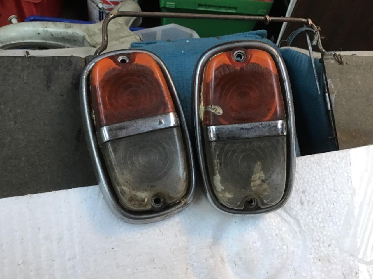 FEUX CLIGNOTANT FIAT 8501100/1300/1500 MASERATI LesAnciennes.com