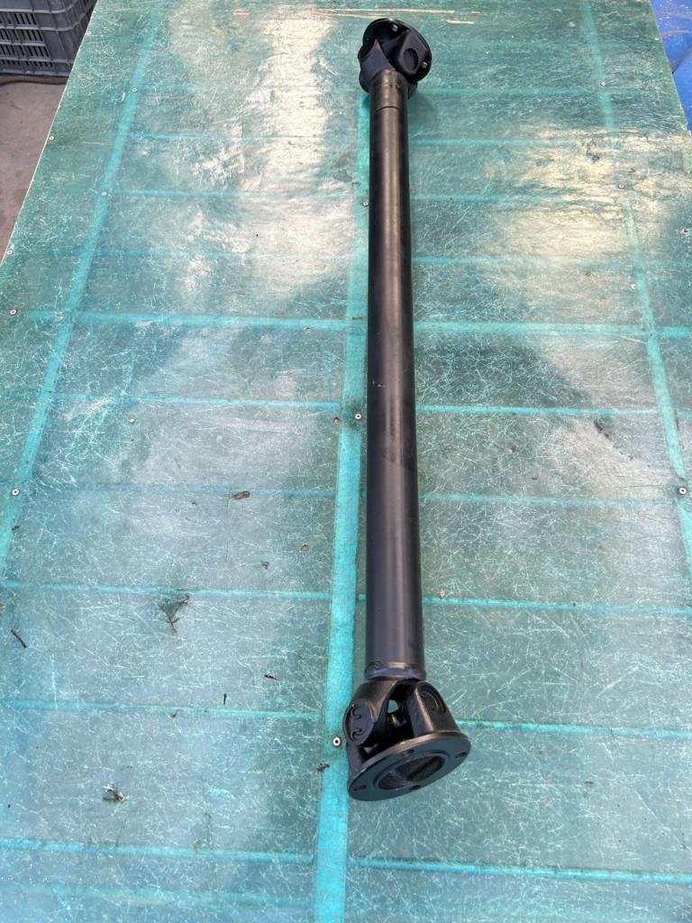 Arbre de transmission pour Maserati Indy LesAnciennes.com