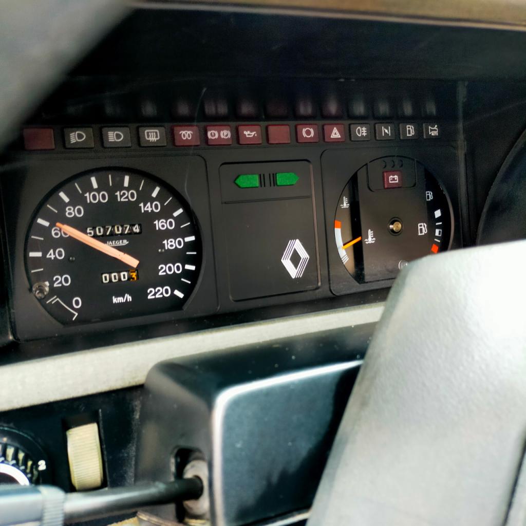 Recherche pièces RENAULT 18 (R18) Type 2 TD breack LesAnciennes.com