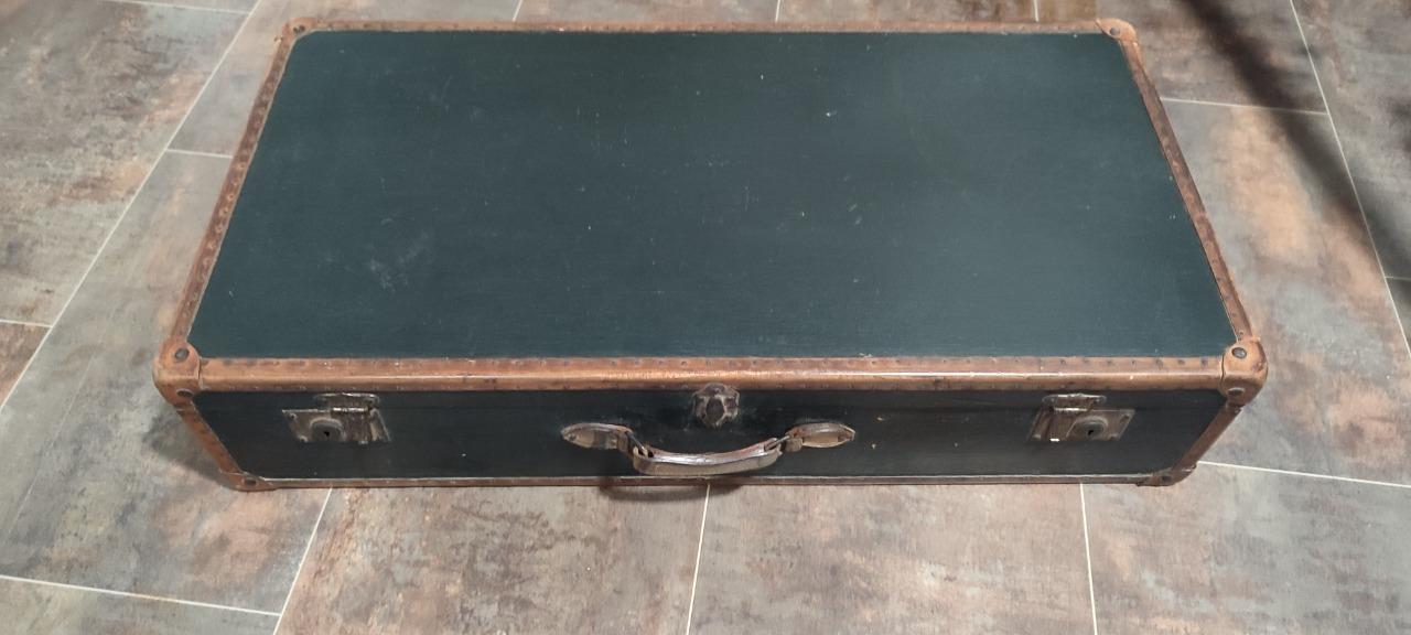 Valise PEUGEOT 302 LesAnciennes.com