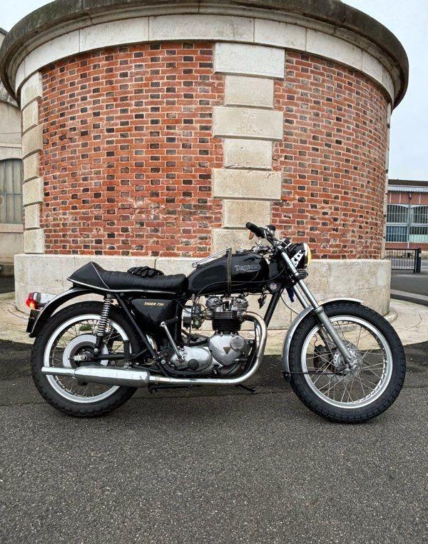 TRIUMPH Bonneville T140 V TR7 - 1979 LesAnciennes.com