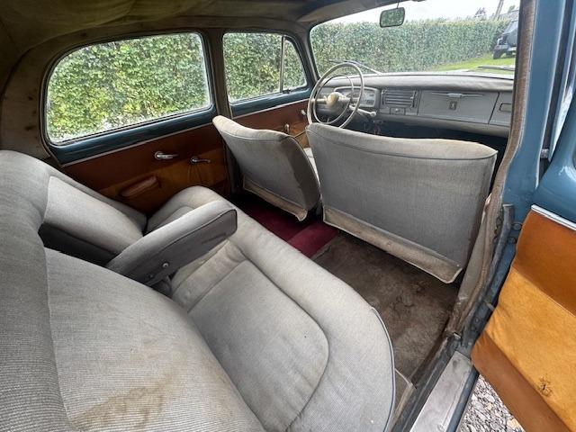 PEUGEOT 403 - 1956 LesAnciennes.com
