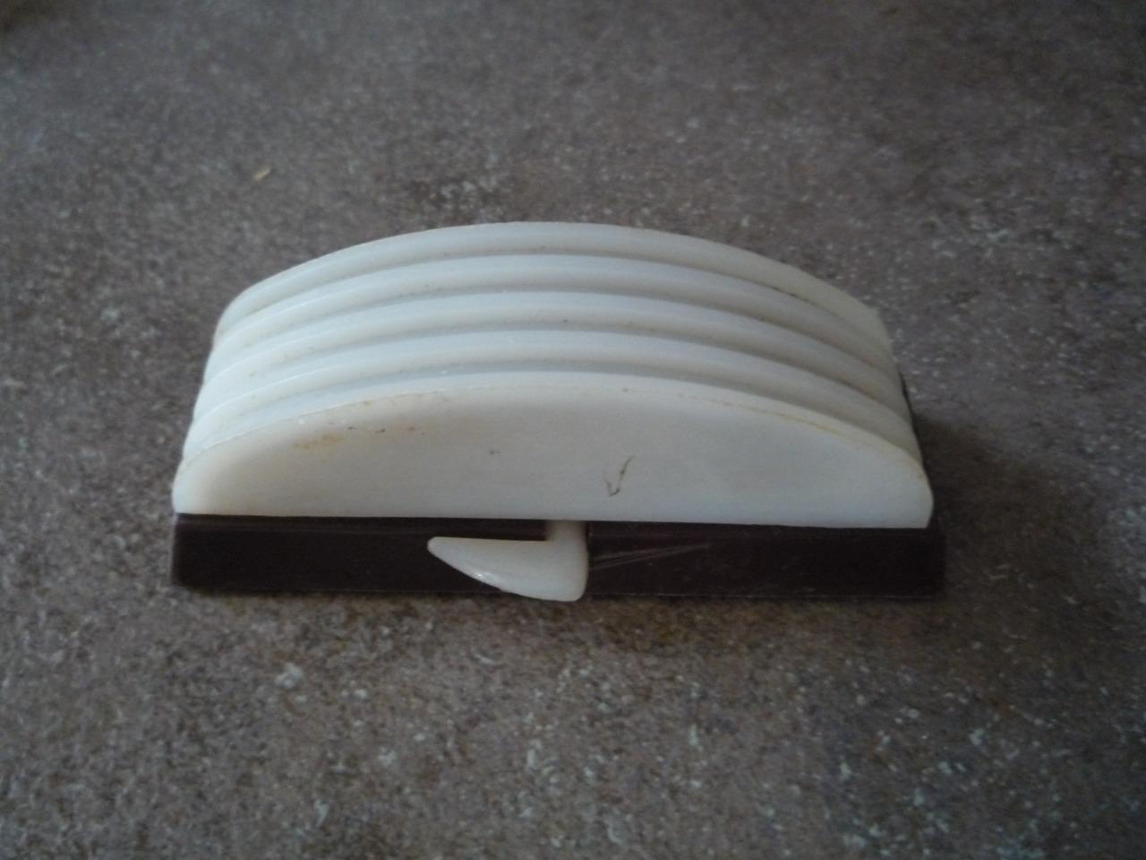 Pièces DIVERS / AUTRES Divers / Autres LesAnciennes.com