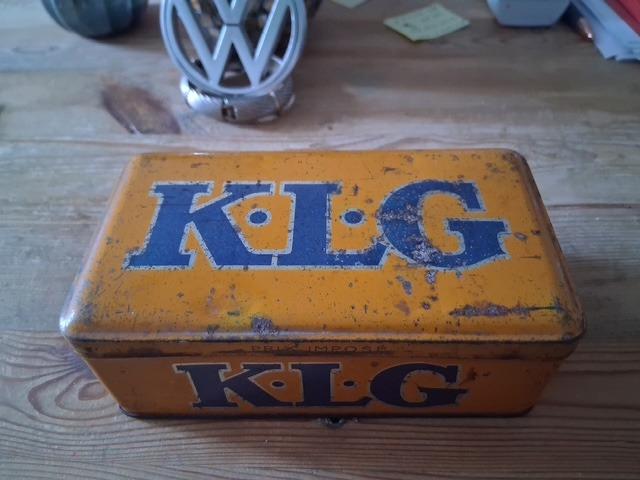 Boite métal Bougies KLG LesAnciennes.com