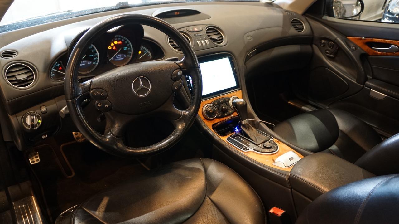 MERCEDES 500 SL V8 5,5 LITRES - 2006 LesAnciennes.com