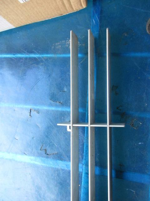 Calandre avant Ferrari Mondial T and 3.2 Qv LesAnciennes.com