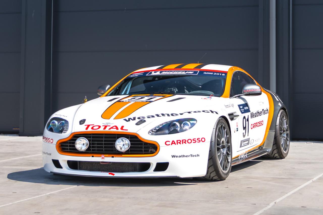 ASTON MARTIN V8 Vantage GT4 - 2010 LesAnciennes.com