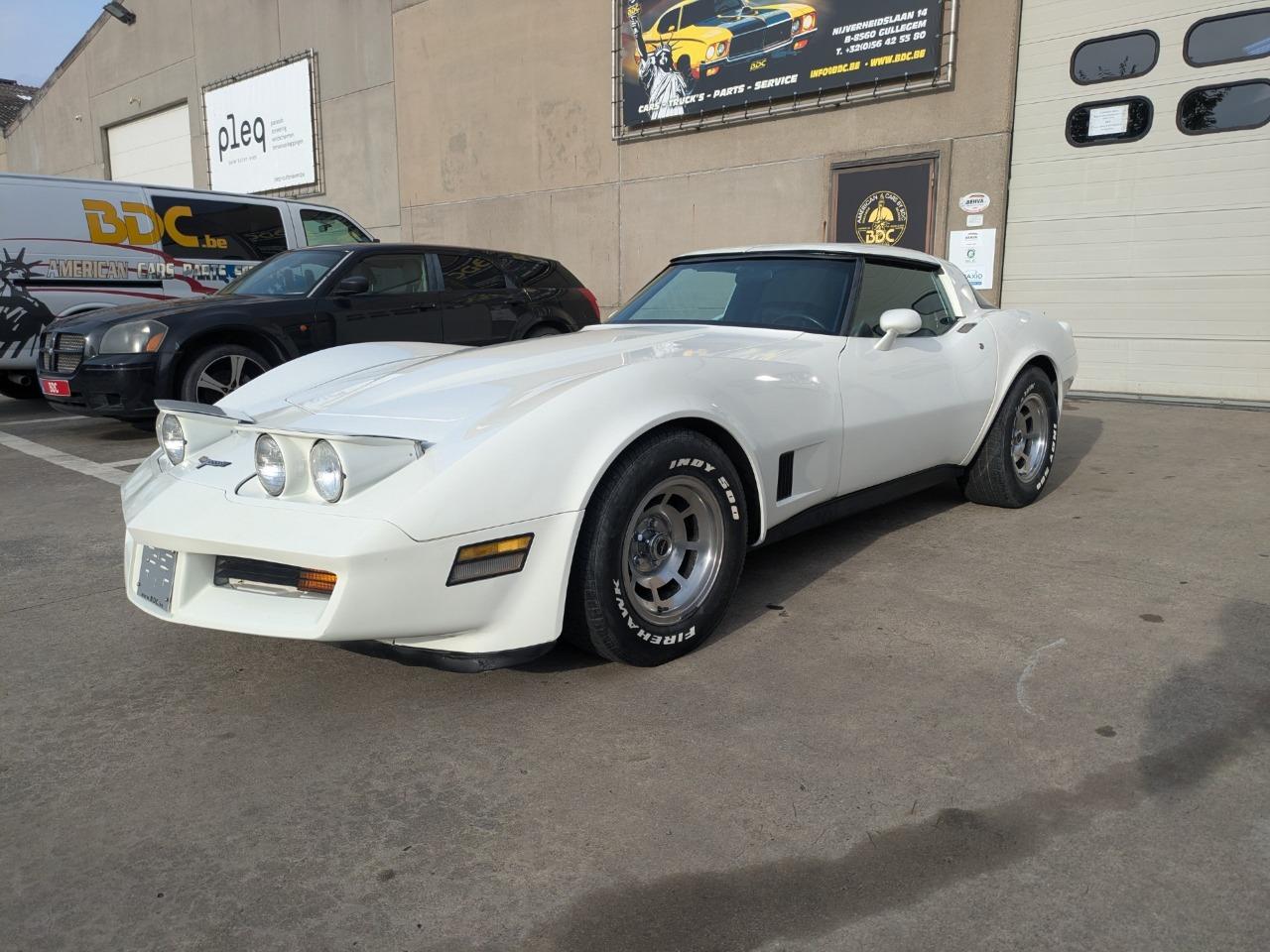 CHEVROLET Corvette C-3 T-top targa - 1980 LesAnciennes.com