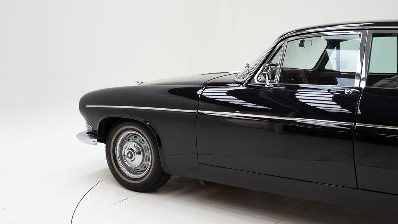 JAGUAR 420 G - 1969 LesAnciennes.com