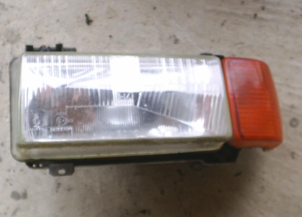 Phare AUDI 80 AUDI 80 GT LesAnciennes.com