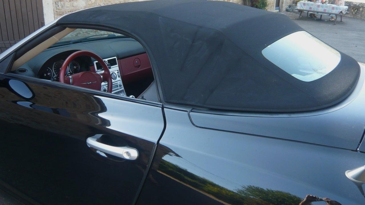 CHRYSLER Crossfire Roadster Limited Premium - 2004 LesAnciennes.com