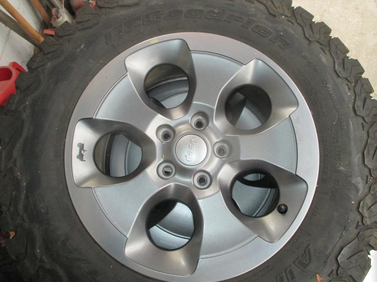 Jantes JEEP Wrangler JK LesAnciennes.com