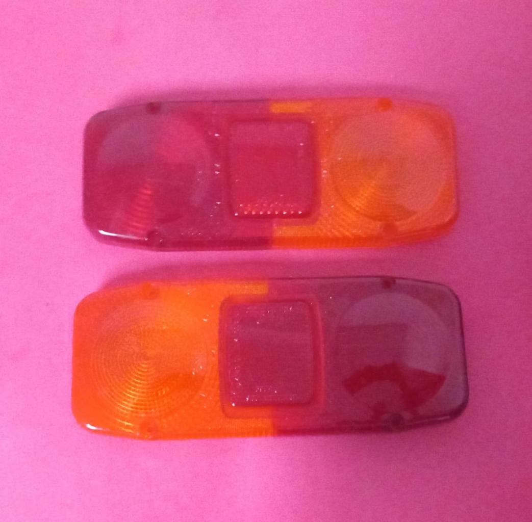 Fiat 615 et Fiat 616 paire feux arriere LesAnciennes.com