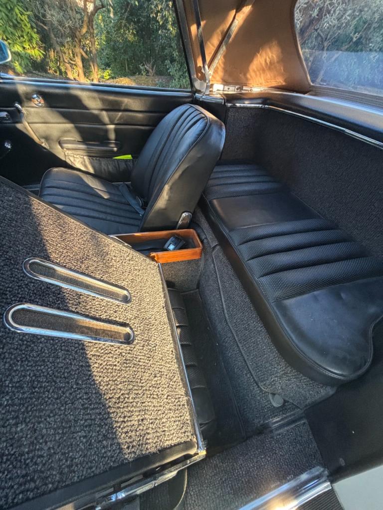 MERCEDES 230 SL Pagode - 1964 LesAnciennes.com