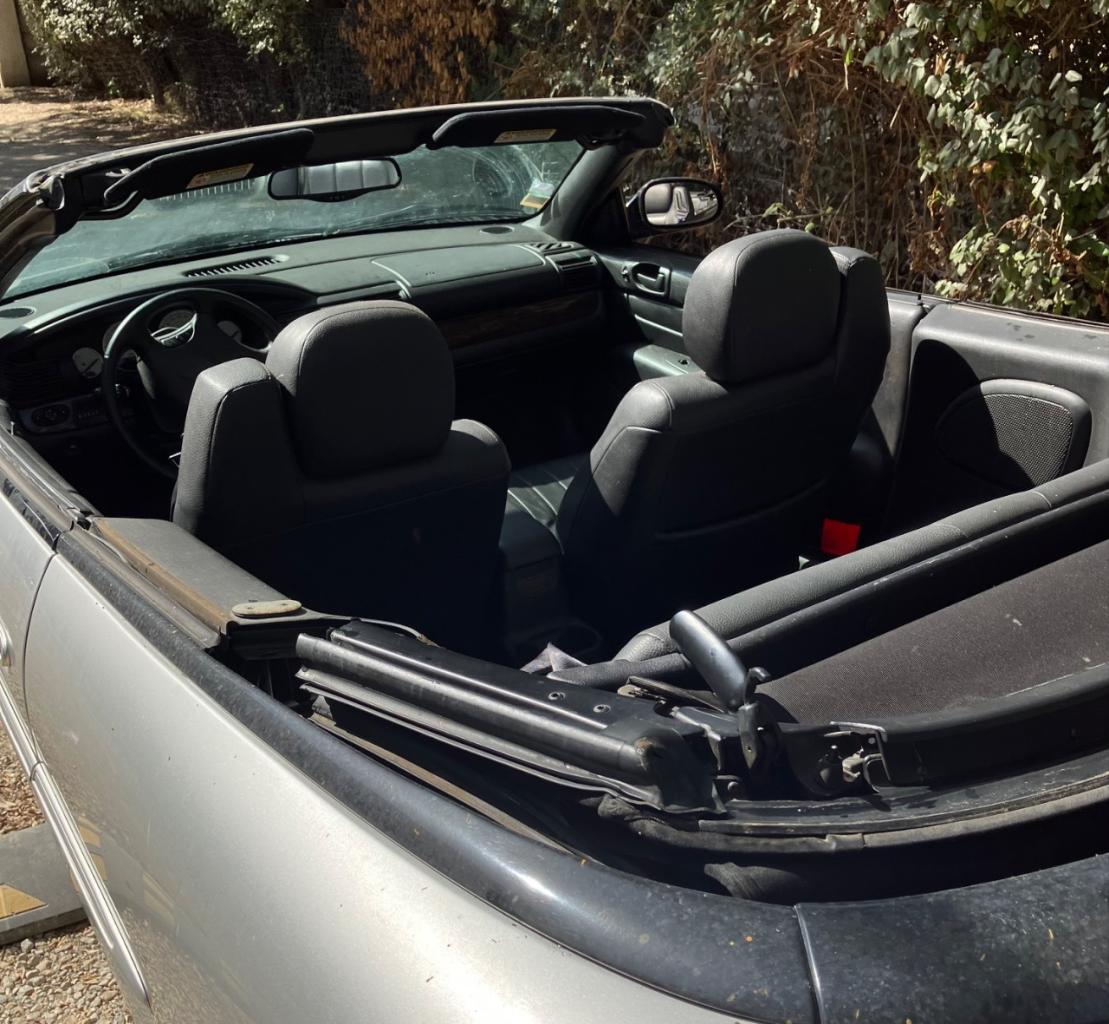 CHRYSLER Sebring Cabriolet LesAnciennes.com