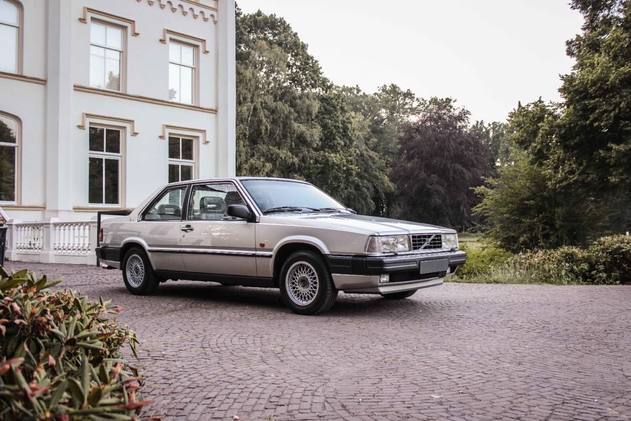 VOLVO 780 2.0 Turbo Bertone - 1988 LesAnciennes.com