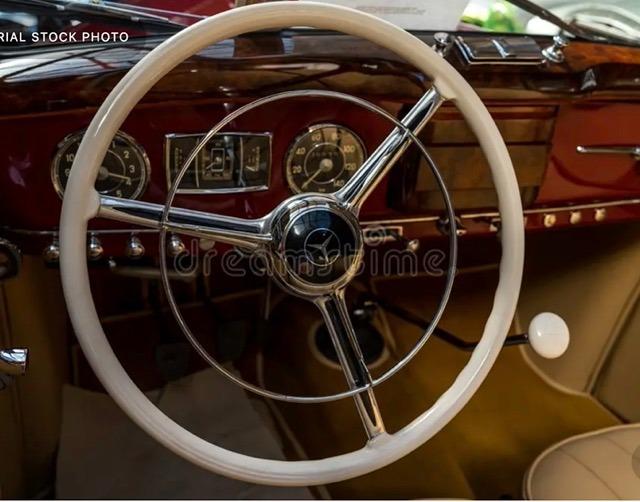 Volant MERCEDES 170DS - W191 1952 LesAnciennes.com