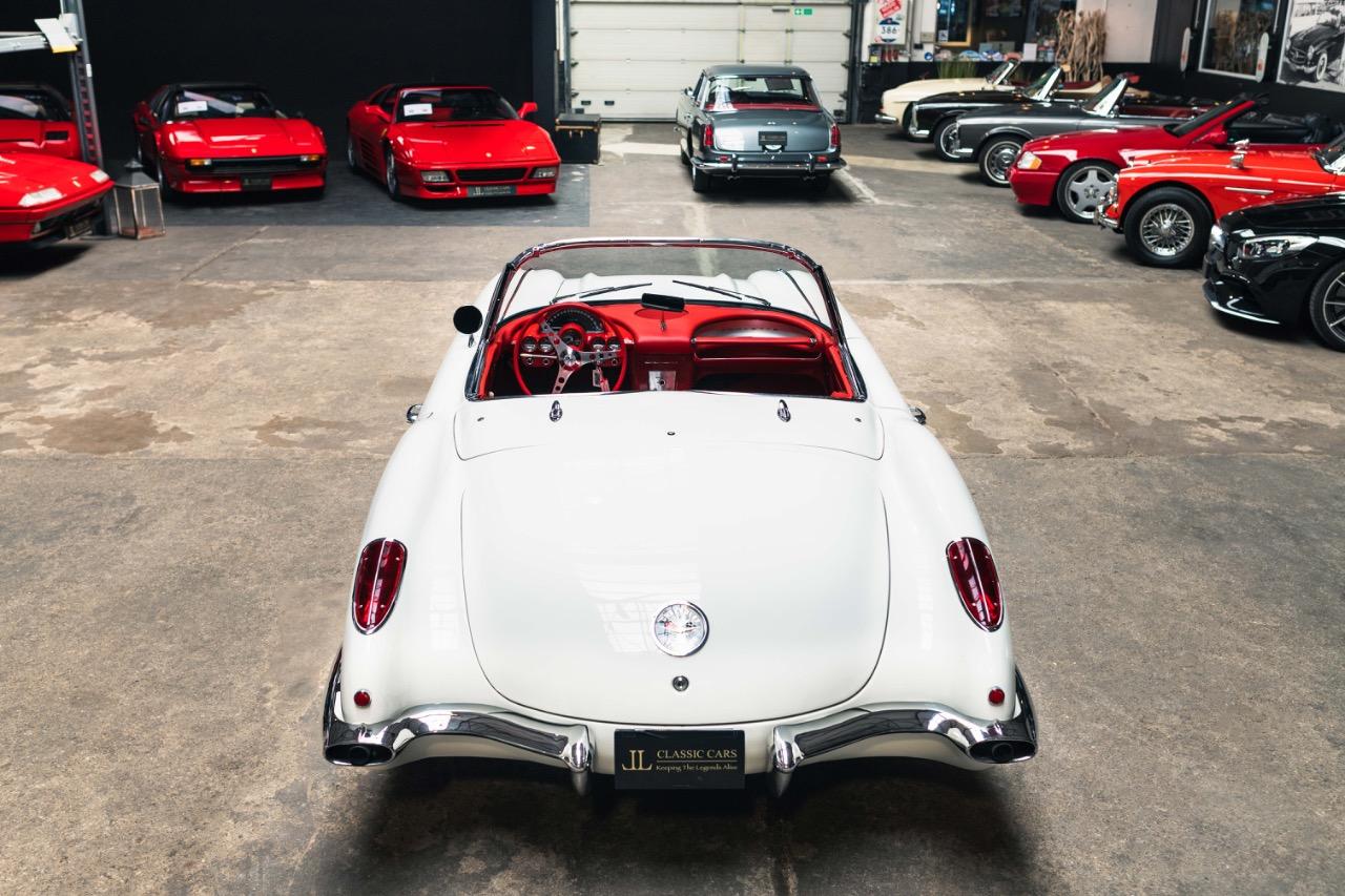CHEVROLET Corvette C1 - 1959 LesAnciennes.com