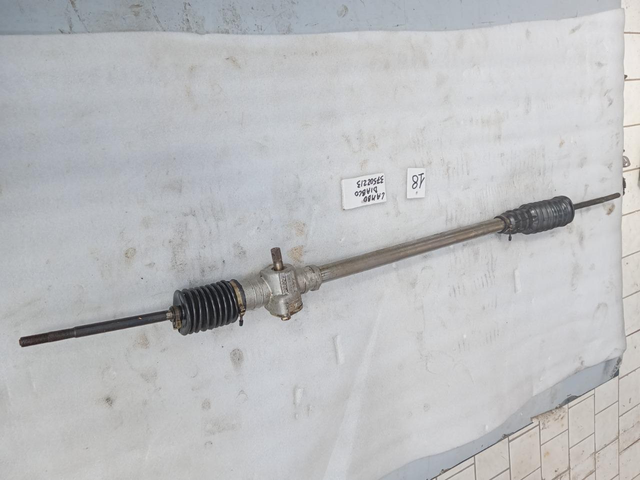 Crémaillère de direction pour Lamborghini Diablo LesAnciennes.com