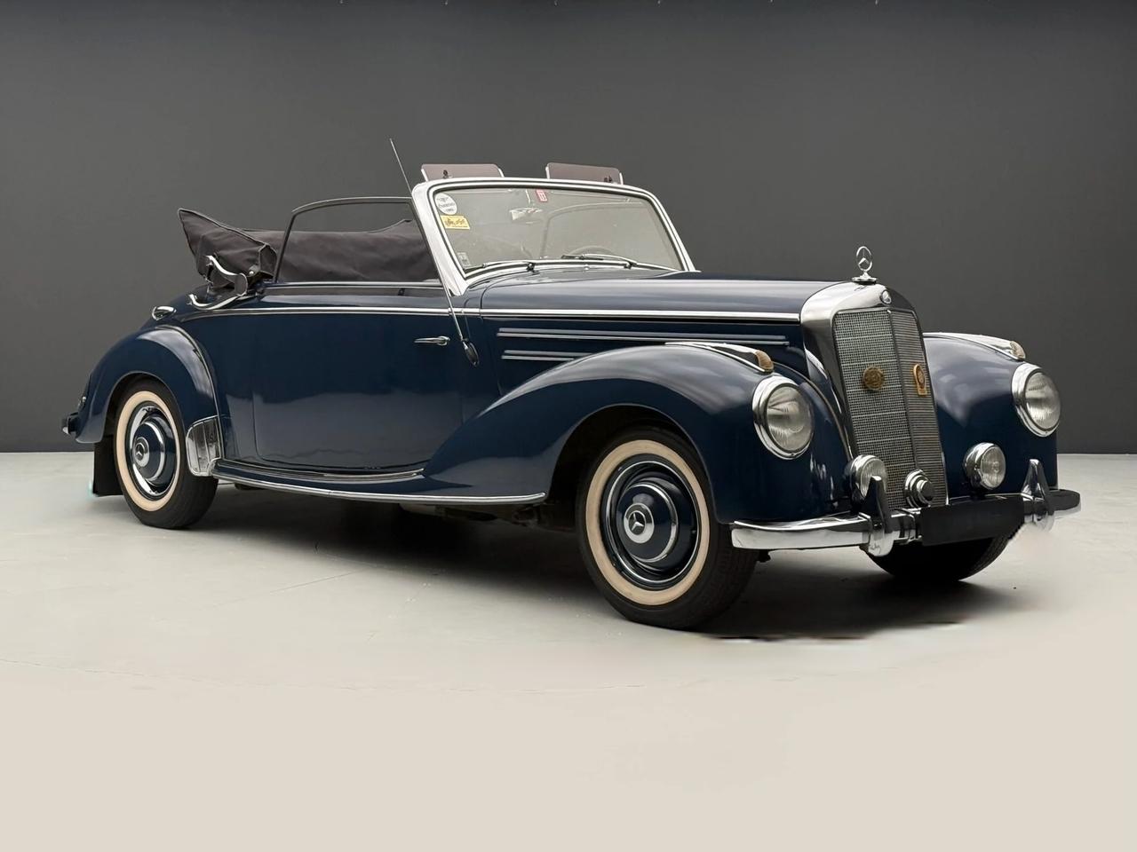 1952 Mercedes-Benz 220 Cabriolet A W187 LesAnciennes.com