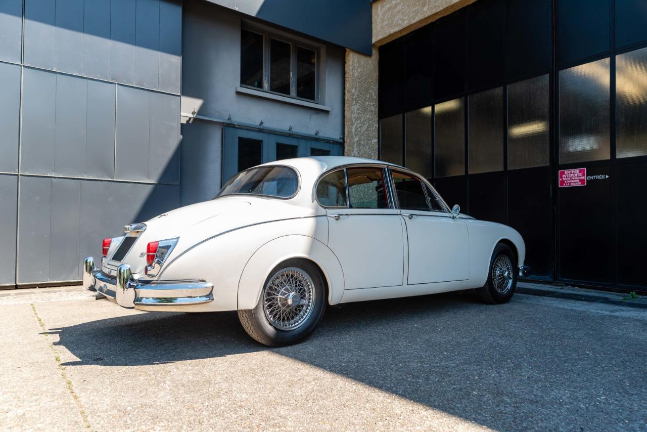 JAGUAR MK2 3.8L - 1963 LesAnciennes.com