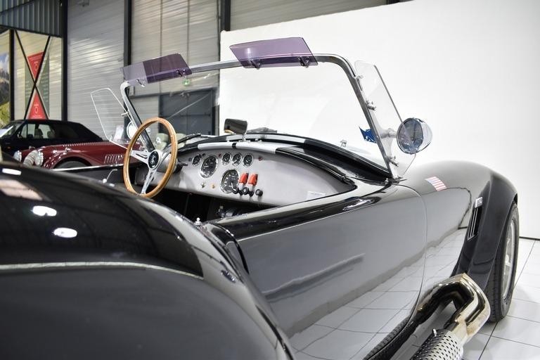 AC Cobra Backdraft RT3Classic - 1965 LesAnciennes.com